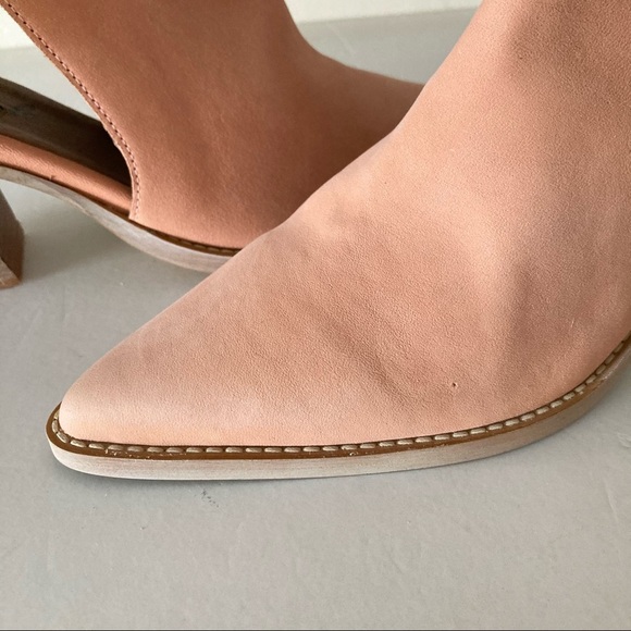 NWOT Free People Wilder Coral Sands Pointed Toe Ankle Boots/Booties Sz 41/11 - Picture 2 of 8